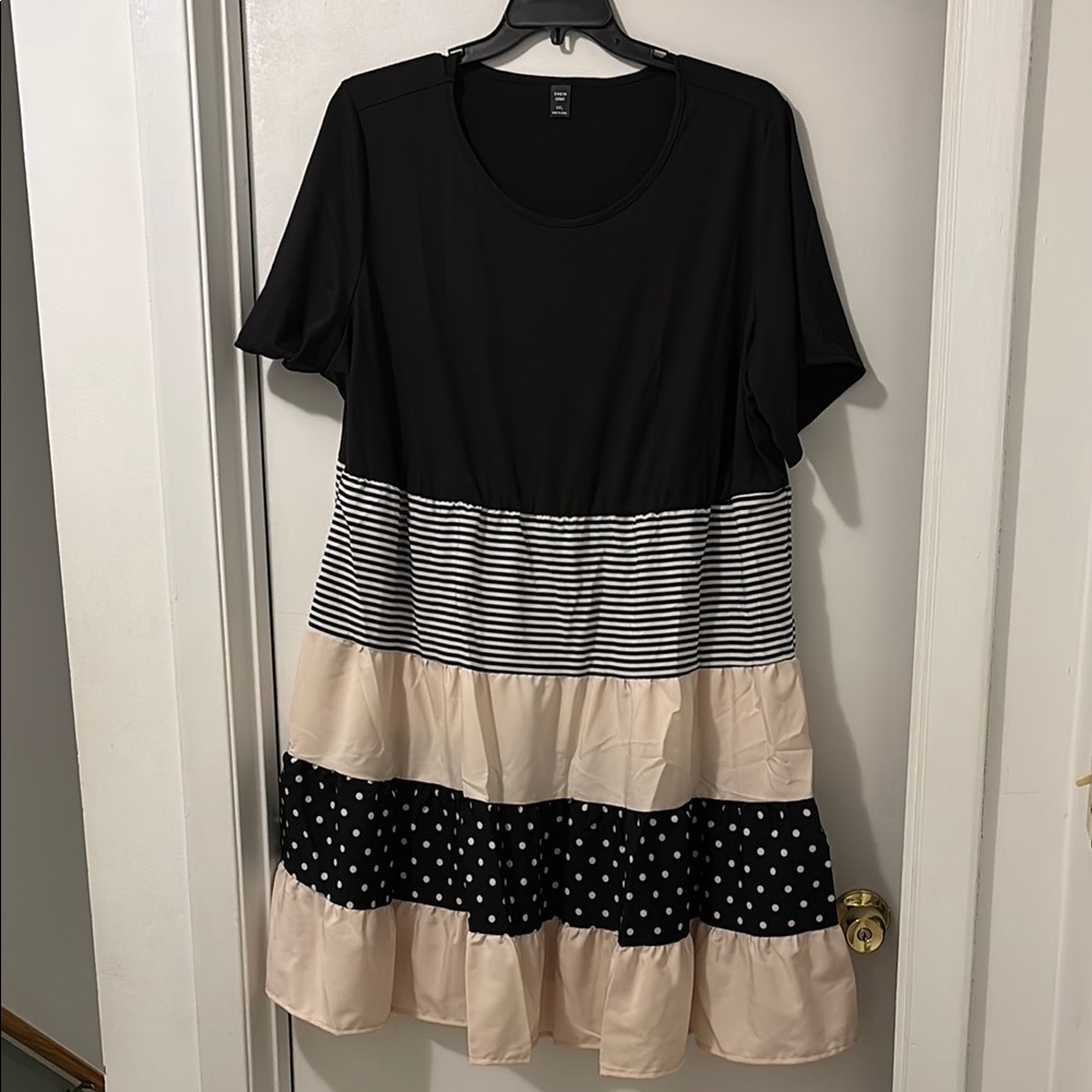 Shein Curve Dress NWOT